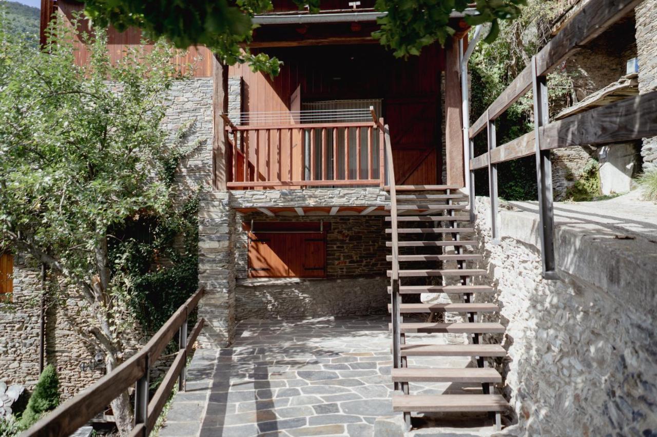 El Xalet De La Vall De Cardos Lladros Exterior photo
